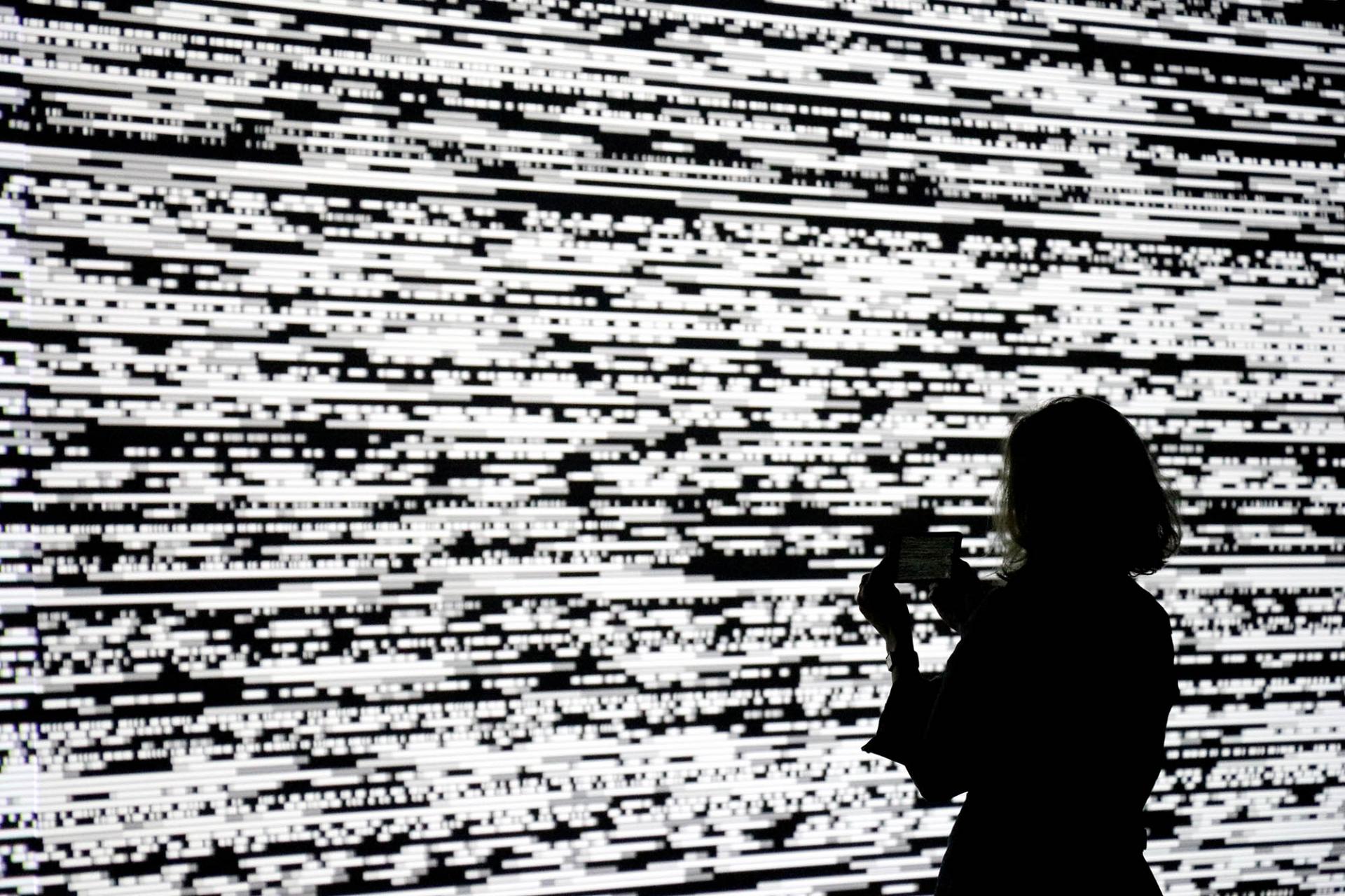 Continuum, Ryoji-Ikeda. Centre-Pompidou, exposition Japonismes. 